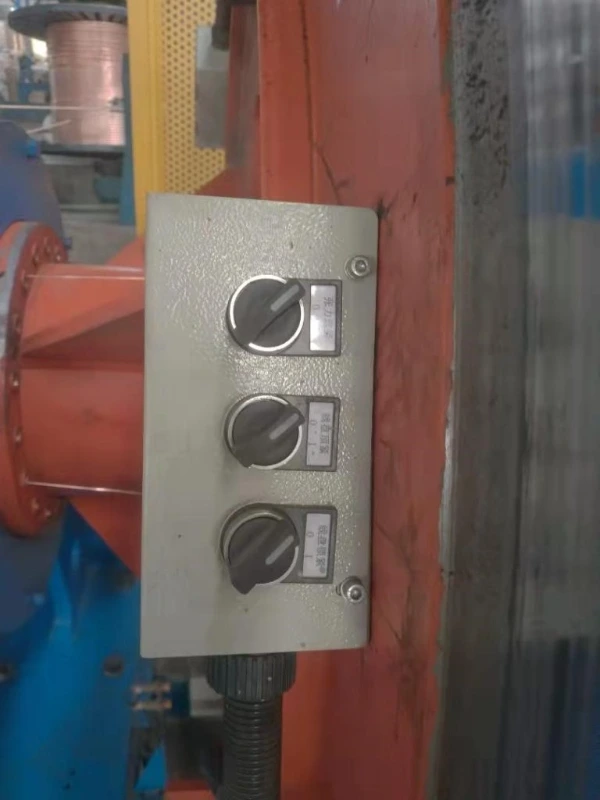 Cableadora rígida (impulsada por motor individual)